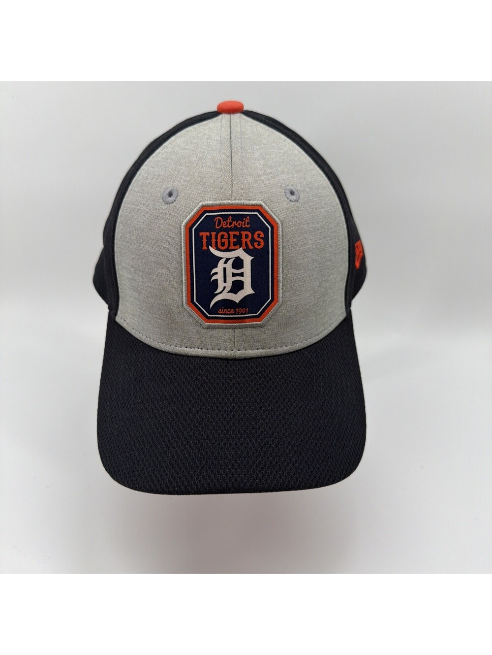 New Era Detroit Tigers 9Fourty Flex Fit Trucker Cap MLB Baseball